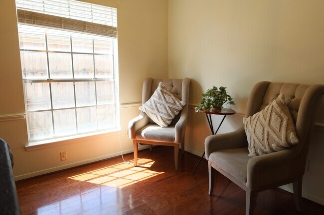 Building Photo - 3223 Autumn Bridge Ln