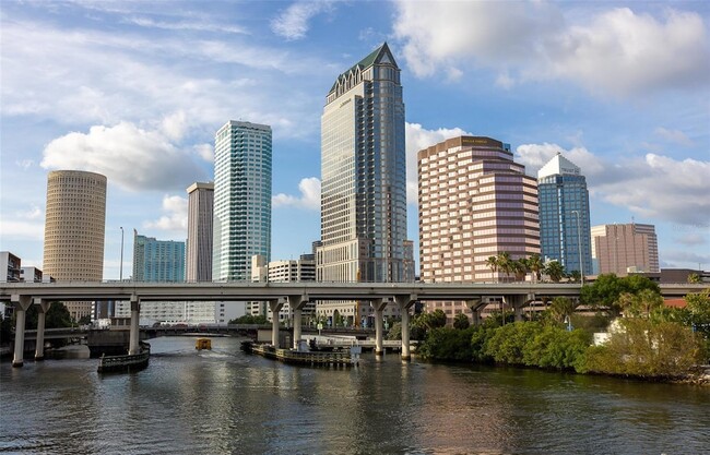 Building Photo - 2109 Bayshore Blvd