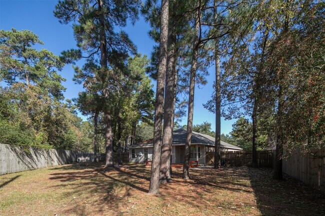 Building Photo - 62 Rookwood Ct