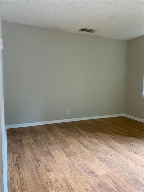 Building Photo - 303 W 40th St