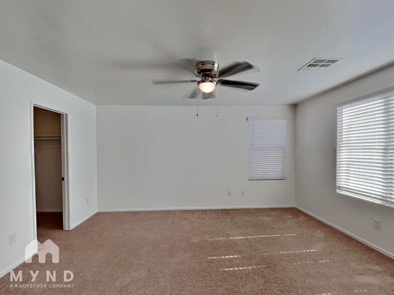 Building Photo - 7693 Lots Hills Dr