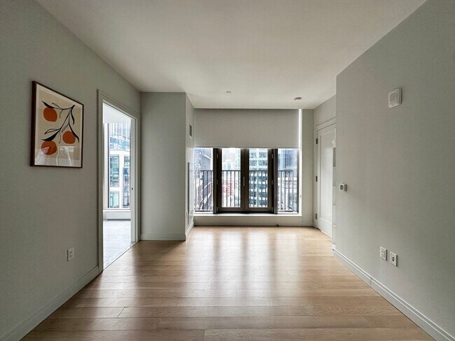 Building Photo - 135 Seaport Blvd