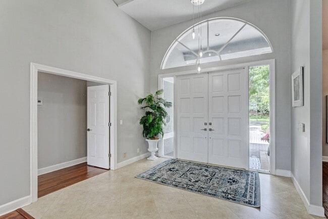 Building Photo - 139 Brookhaven Ct