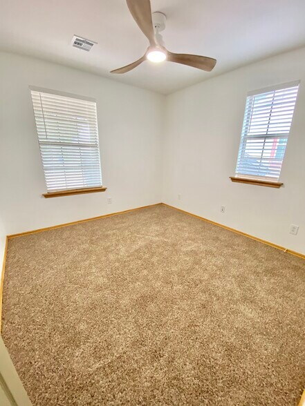 Bedroom 2 - 113 S Van Buren Ave