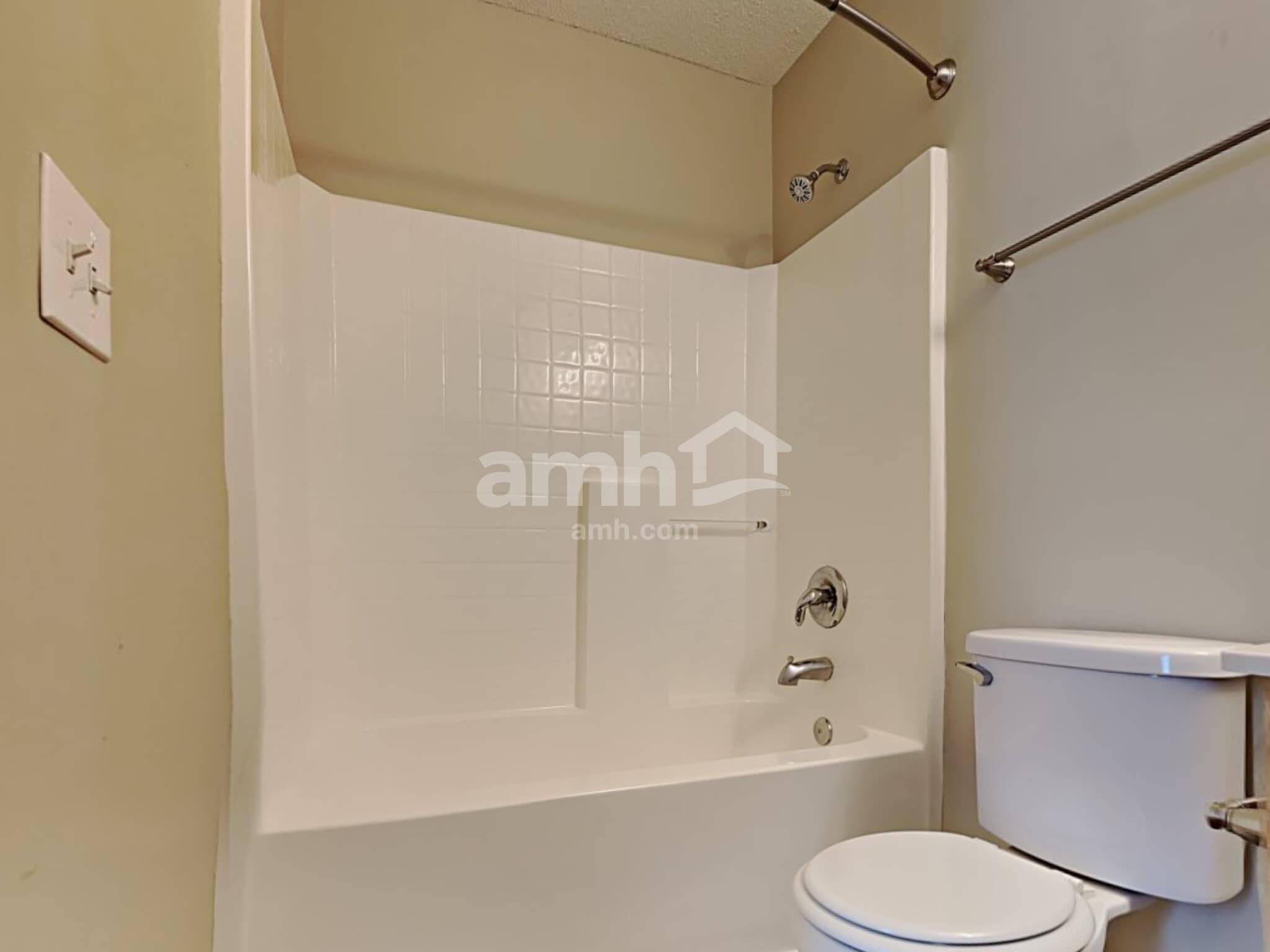 Building Photo - 2009 Clipstone Dr