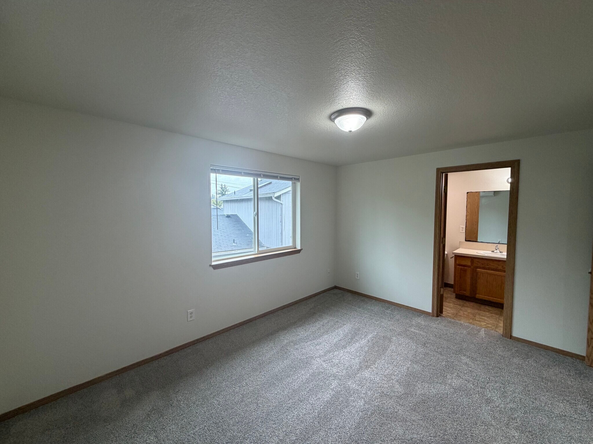 Building Photo - 1139 2nd St NW
