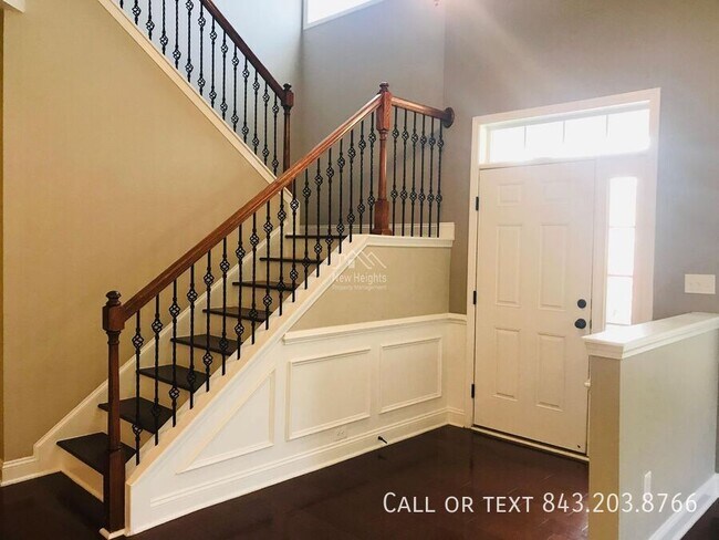 Building Photo - 3647 Bagley Dr