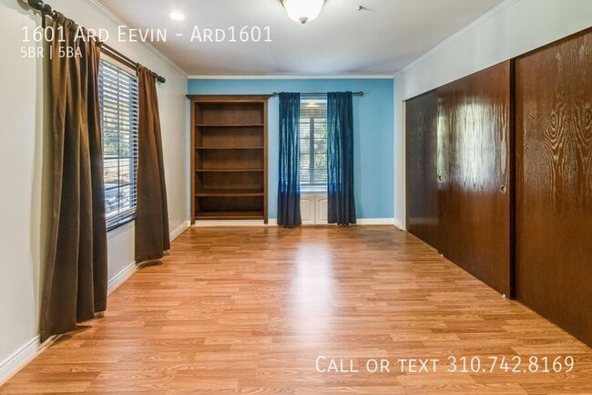 Building Photo - 1601 Ard Eevin Ave