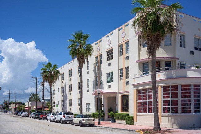 Building Photo - 7300 Ocean Terrace