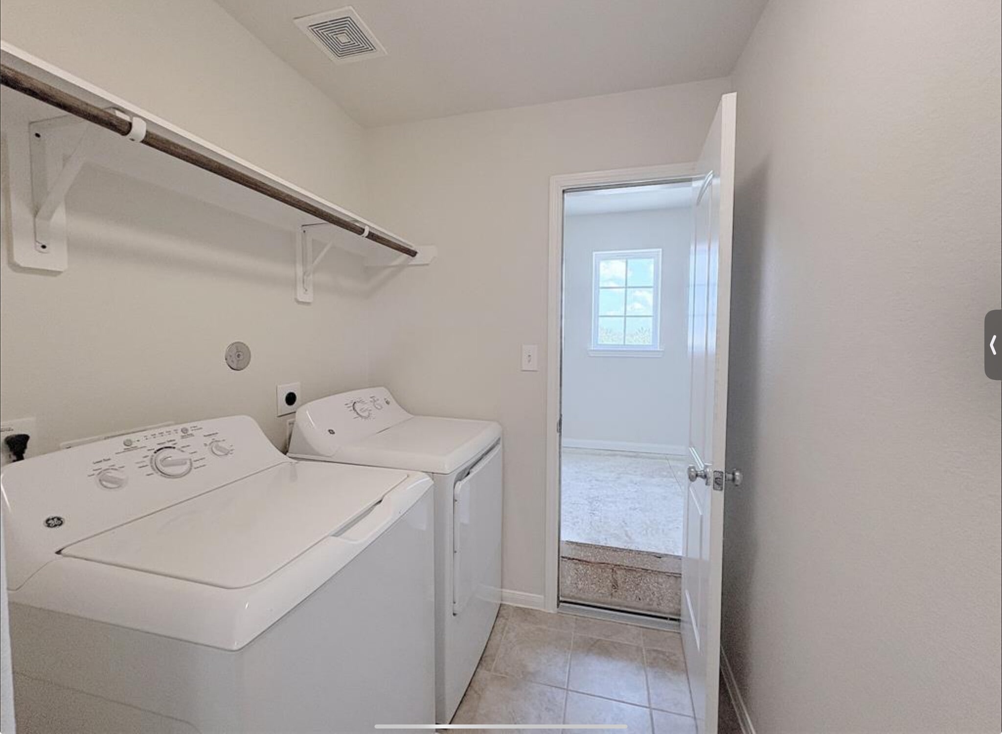 Building Photo - 14239 Oro Valley Dr