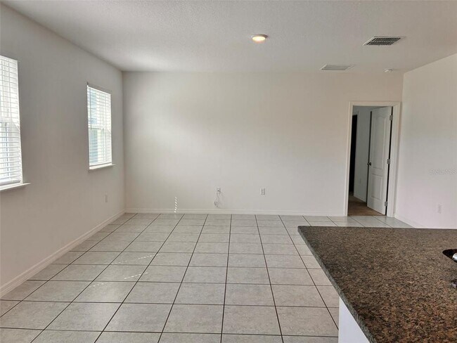 Building Photo - 170 E Fiesta Key Loop