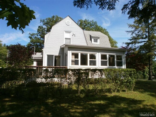 Building Photo - 96 Dunderberg Rd