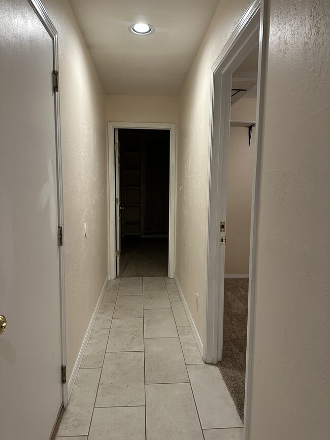 Building Photo - 7819 Storrie Pl NE