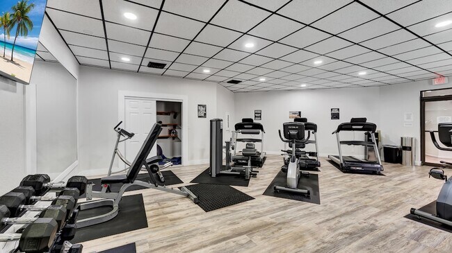 Building Photo - 2255 Lindell Blvd