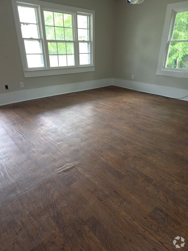 Building Photo - 3 Bedroom 1 bath home in Florence near Dow...