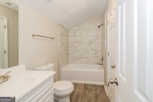 Building Photo - 3196 Warrenton Ct