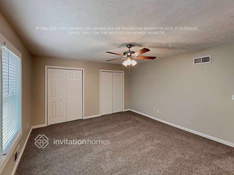 Building Photo - 595 Rivercrest Dr