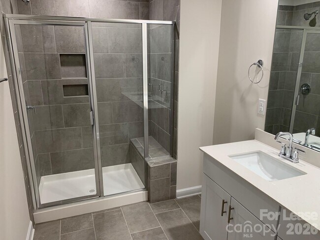 Building Photo - 2605 Greenmarket Dr