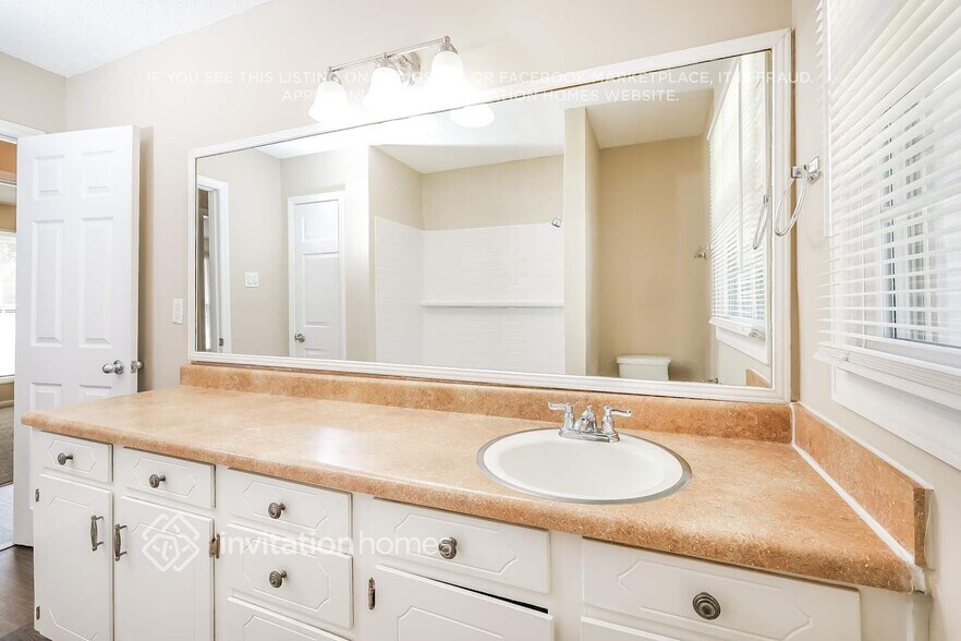 Building Photo - 4629 Dawnwood Dr