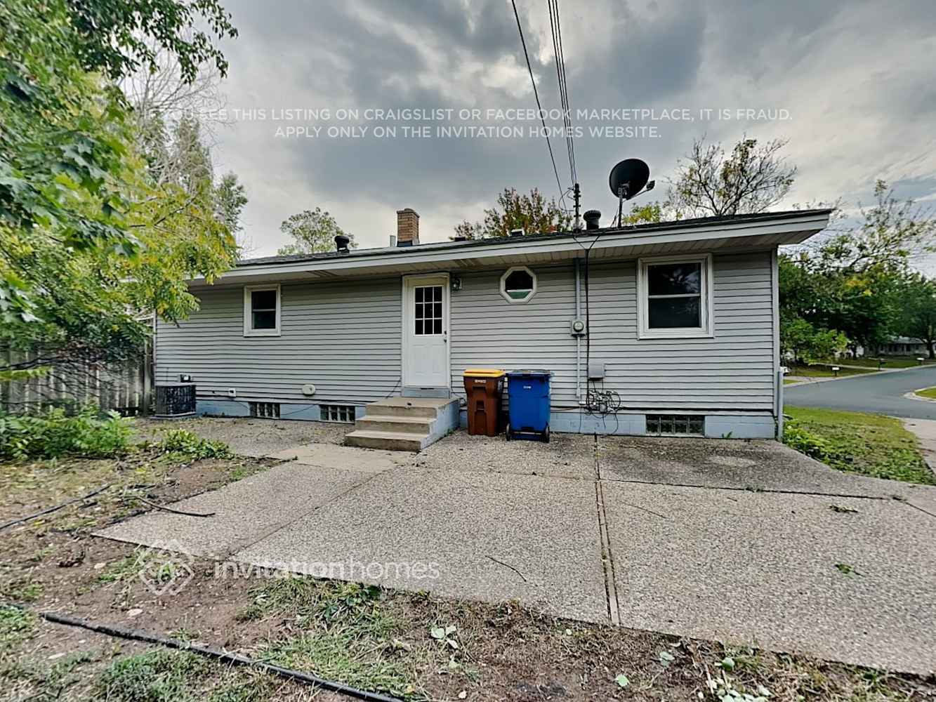 Building Photo - 2457 Spruce Pl