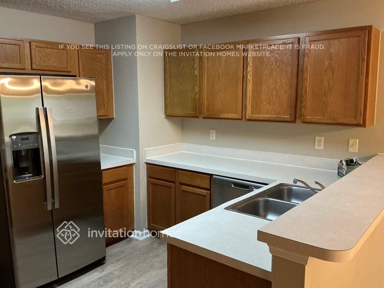 Building Photo - 13581 Ashford Wood Ct E