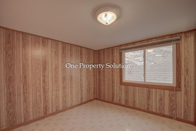 Building Photo - 2956 W 19th Pl