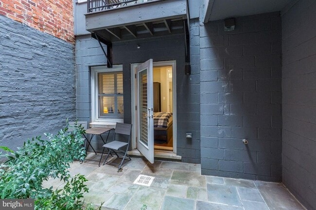 Building Photo - 1448 Harvard St NW