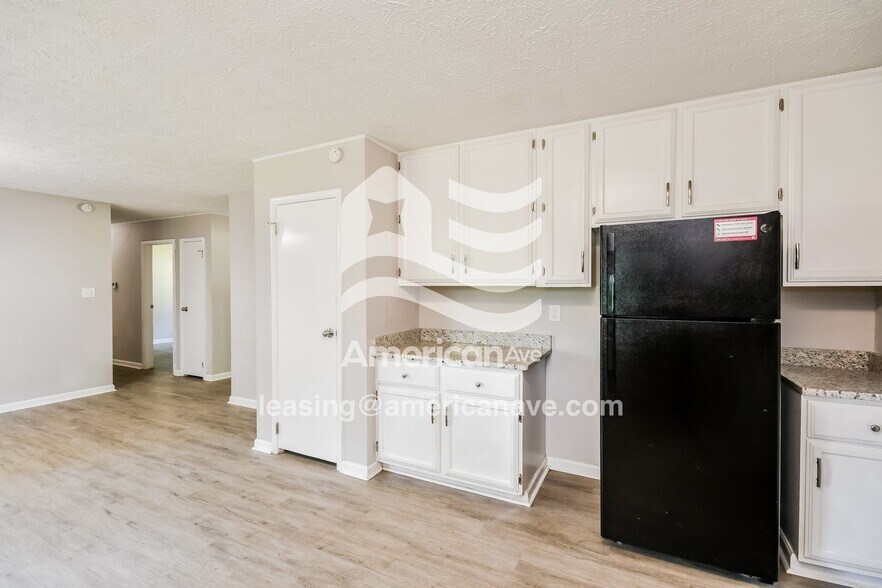 Building Photo - 534 Hickory Grove Rd