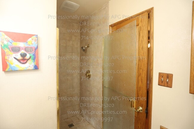 Building Photo - 11441 Park Ln