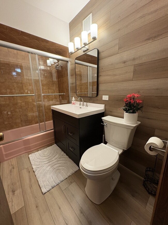 Building Photo - 4937 W 85th Pl