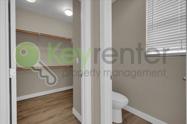 Building Photo - 3017 Touchman St