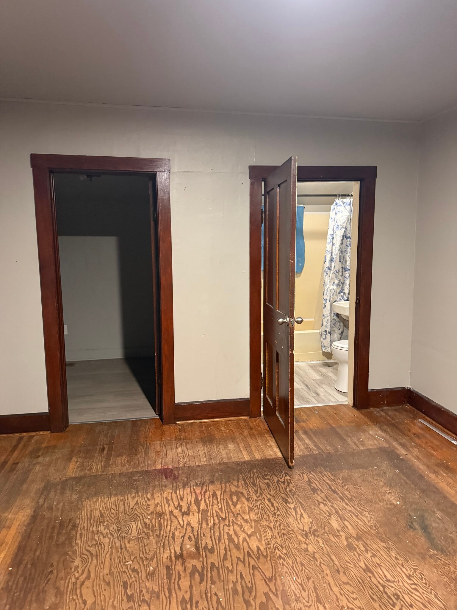 Building Photo - 610 E Henry St