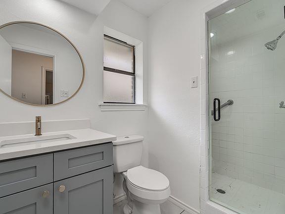 Building Photo - 9922 Hickory Crossing