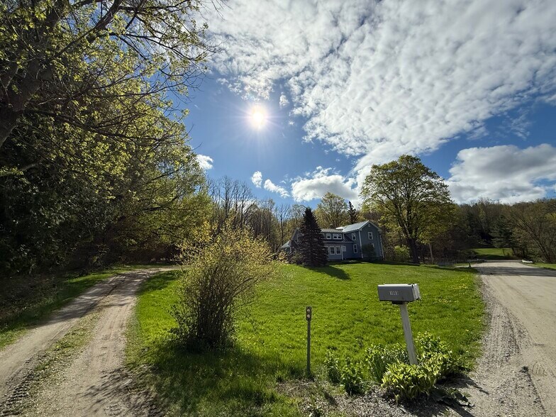 Primary Photo - 1003 Osgood Hill Rd
