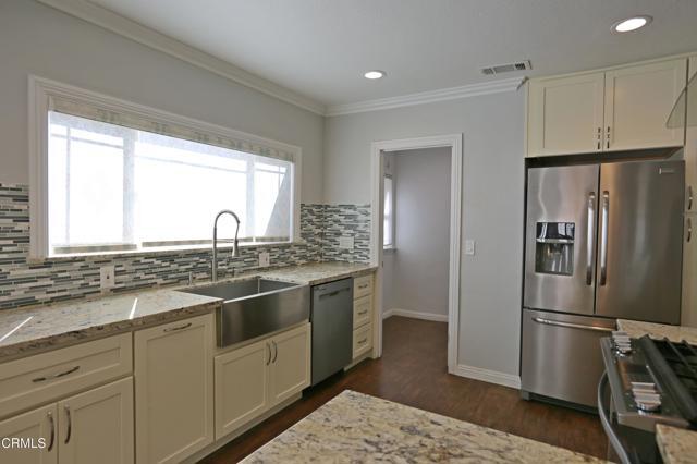 Building Photo - 529 N El Molino St