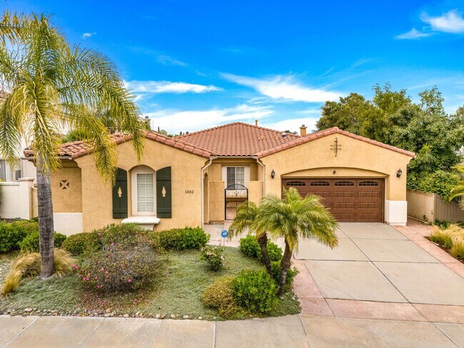 Building Photo - Beautiful & Spacious Single Level Eastlake...