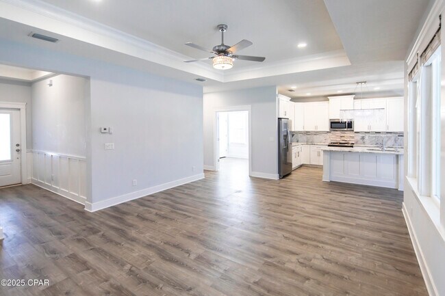 Building Photo - 98 Pura Vida Ct