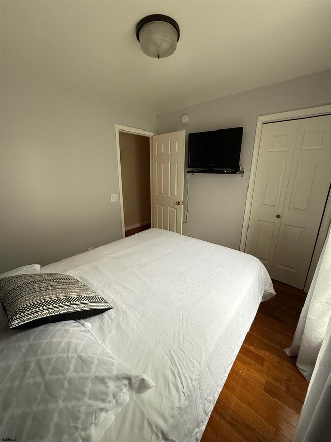 Building Photo - 43 N Trenton Ave