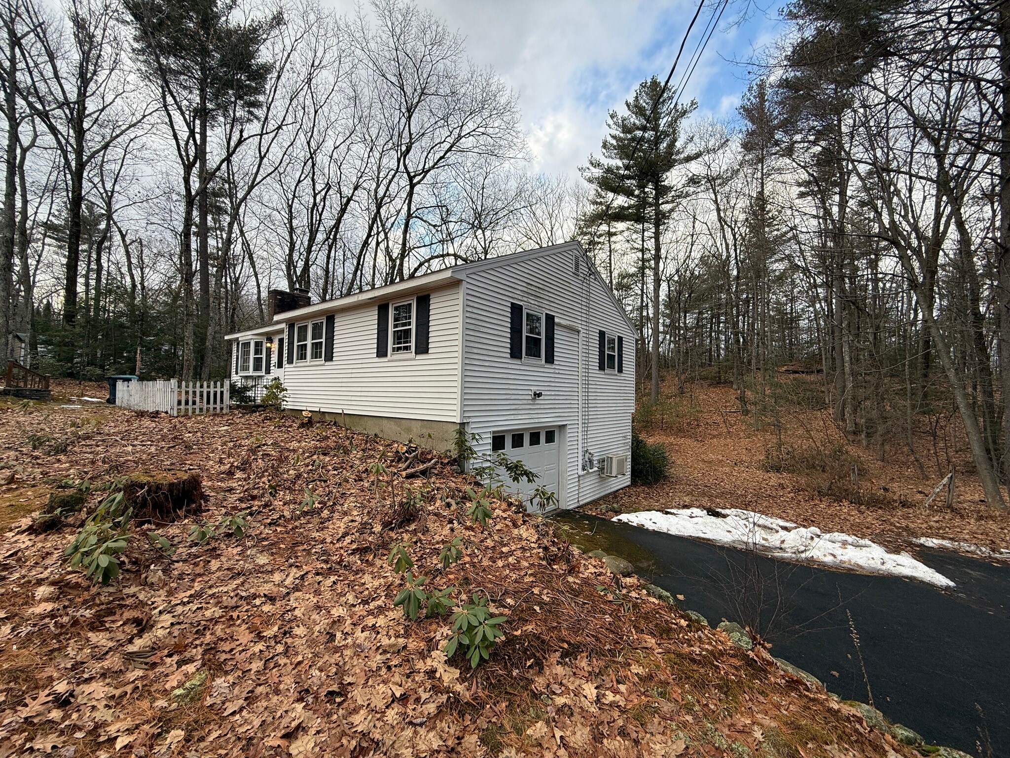 Building Photo - 29 Holden Rd