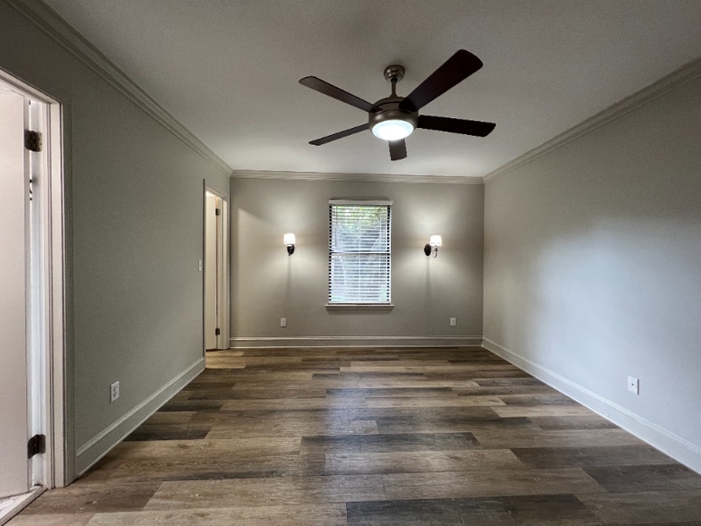 Building Photo - 216 Citrona Dr