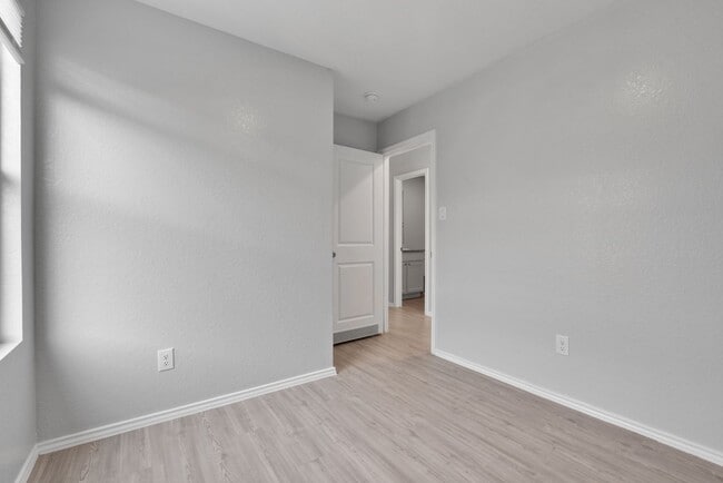 Building Photo - Cozy 3 Bed 2 Bath Home in Southton Meadows