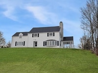 Building Photo - 44 Curran Rd