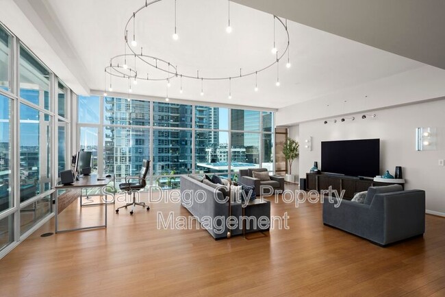 Building Photo - 1262 Kettner Blvd