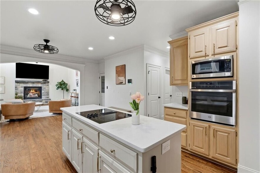 Building Photo - 4221 Willow Oak Dr