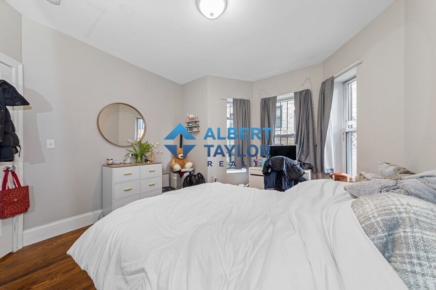 Building Photo - 16 Sewall St