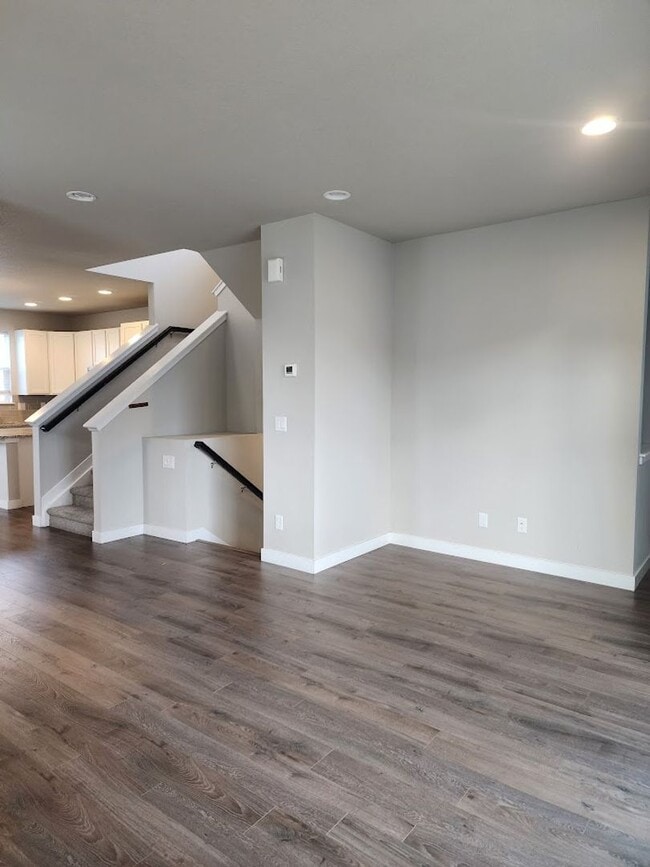 Building Photo - Long Realty & Property Management - Nearly New Home in Aurora **Half Off Rent June 2026**