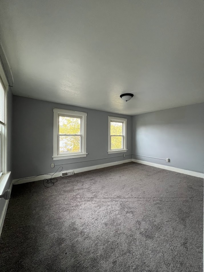 Building Photo - 854 Craig St