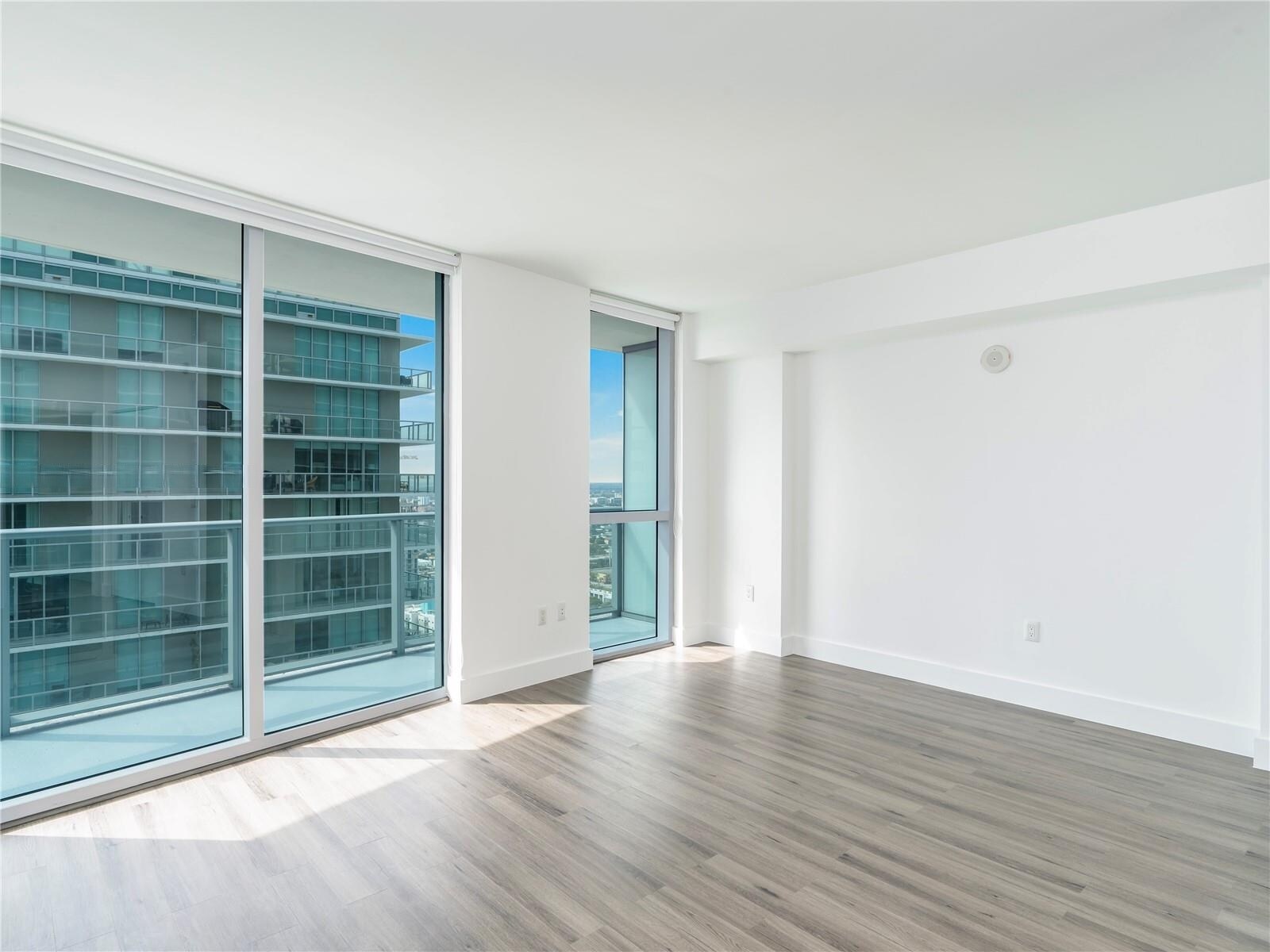 Building Photo - 1100 S Miami Ave