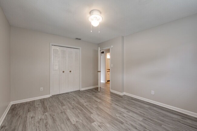 Building Photo - 3814 Cherwood Ln