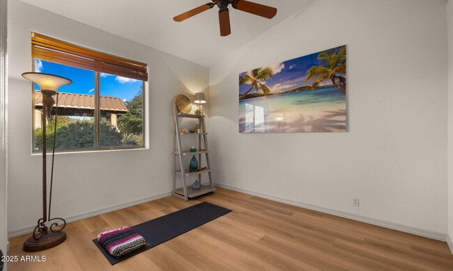 Building Photo - 5910 E Cielo Run S